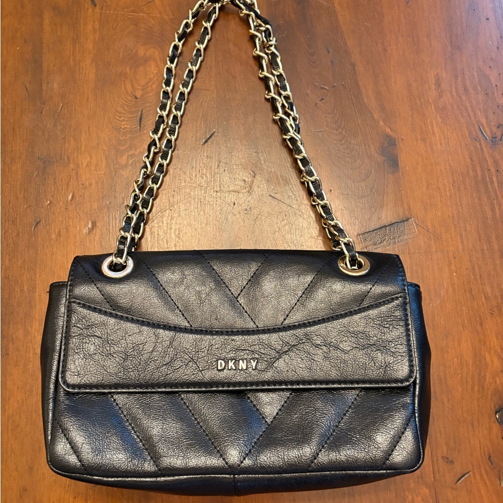 DKNY Black Leather Shoulder Bag with Gold Chain
